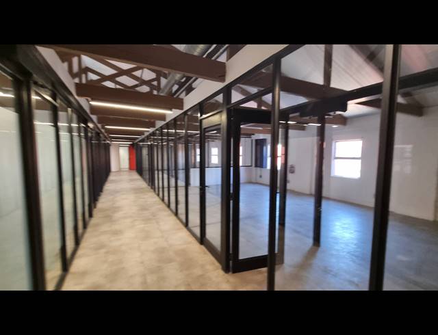 347M² OFFICE FOR SALE IN WOODSTOCK